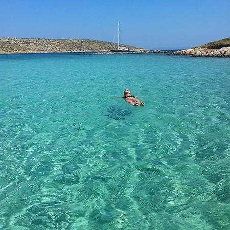 Arki Island-katsavidis * Arkoi