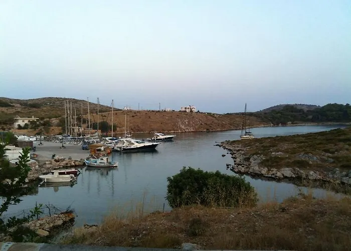 Arki Island-katsavidis Motel